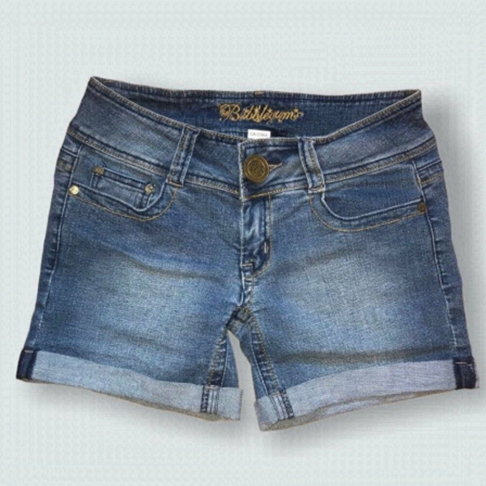 Y2K Vintage Vibes Bubblegum Cuffed Denim Shorts Casual Summer Festival Ready